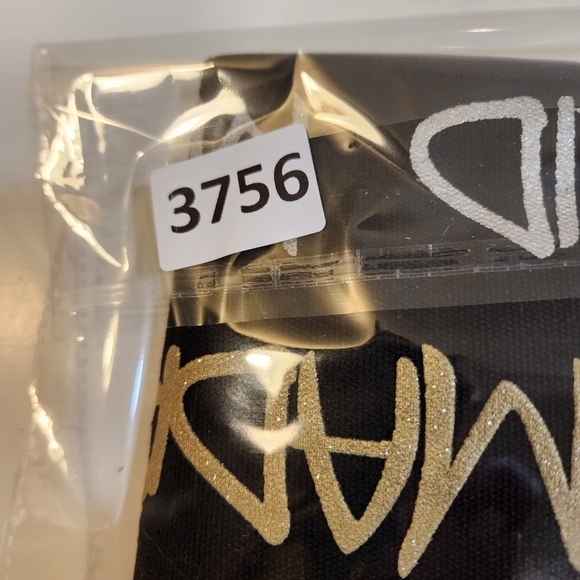 ROBIN RUTH Black Canvas Zip clousere Tote NWT - Picture 13 of 13